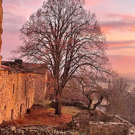 L'establou D'aboulin Feriehus *